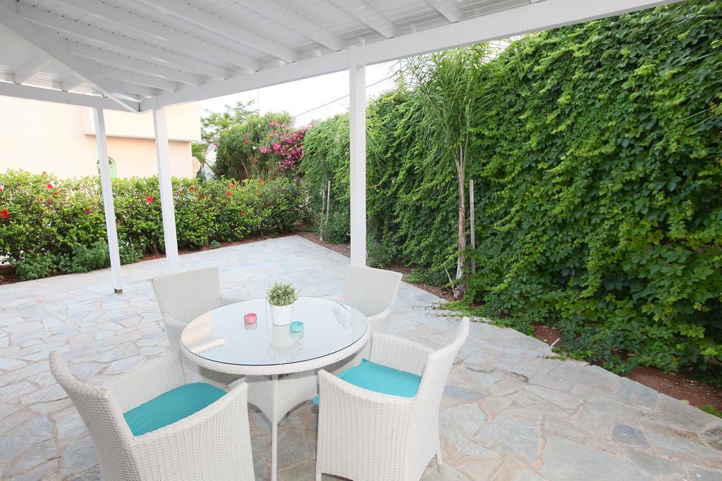 Green Bay Villa โปรทาราส ภายนอก รูปภาพ